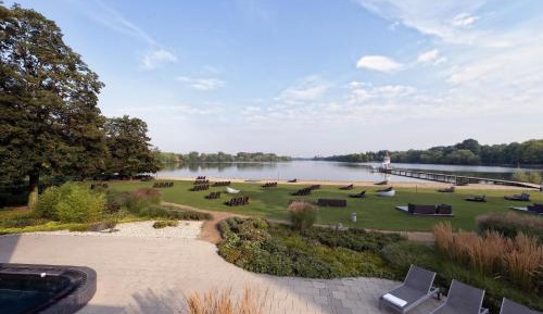 Double or Twin Room with Lake View