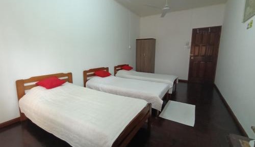 Triple Room with Shared Bathroom