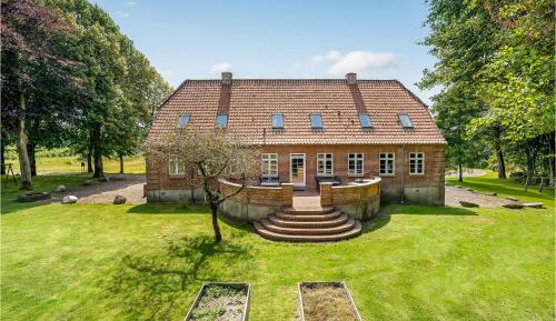 Four-Bedroom Vacation Home
