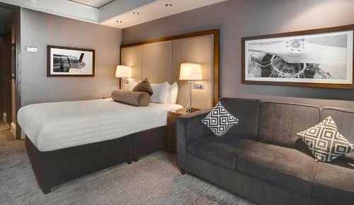 Standard Room, 1 King Bed