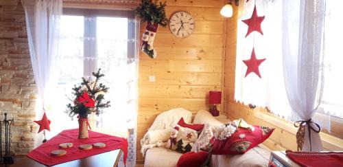 Chalet (4 Adults) with Mountain View