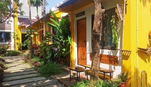 Deluxe Bungalow with Garden View