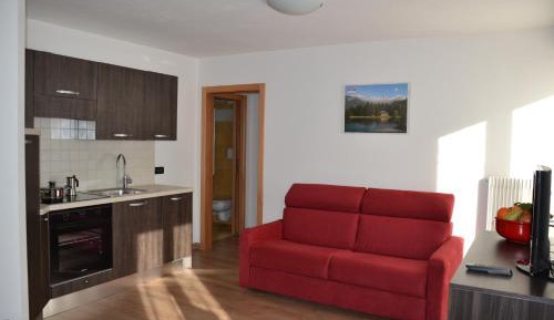 Apartment with Garden View