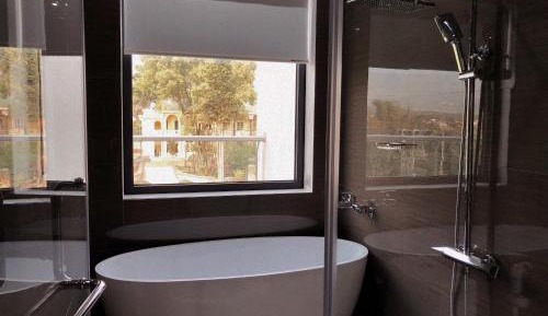 King Suite with Balcony