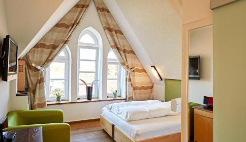 Superior Single Room