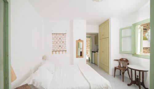 Studio with Sea View (2 Adults)