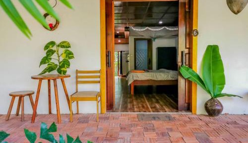 Studio with Garden View