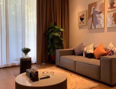 Suite with Garden View