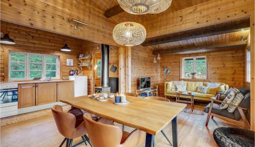 Four-Bedroom Holiday Home