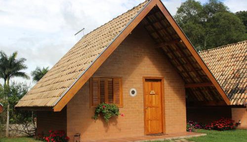 Family Room with Mountain View