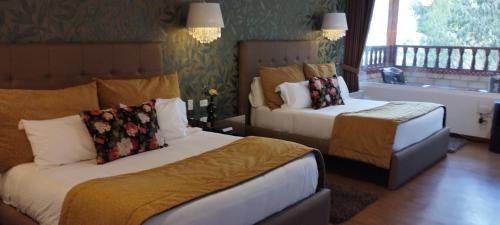 King Suite with Balcony