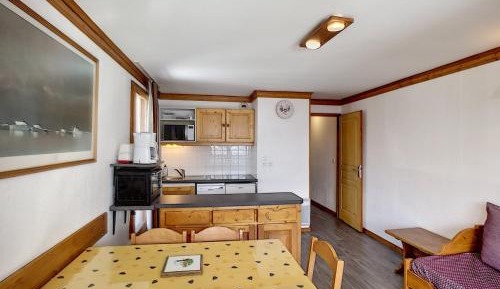 Apartment (6 Adults)