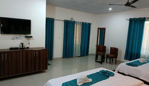 Family Suite with Balcony