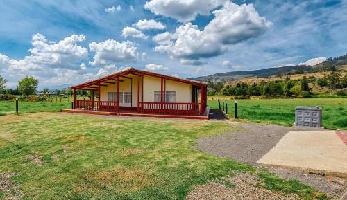Three-Bedroom Townhouse