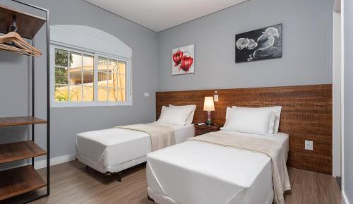 Twin Room with Private Bathroom