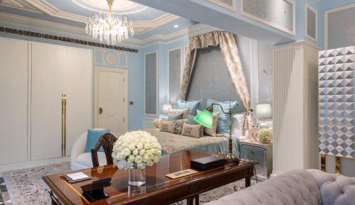 Heritage Luxury Suite with Whirlpool