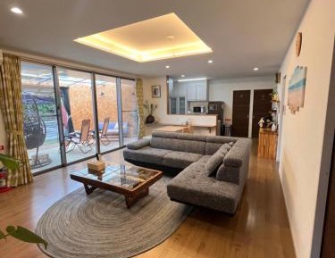 Villa with Garden View