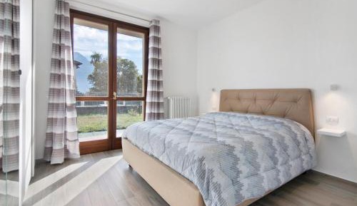 Superior One-Bedroom Apartment with Balcony