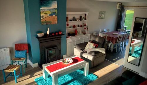 Three-Bedroom Holiday Home 