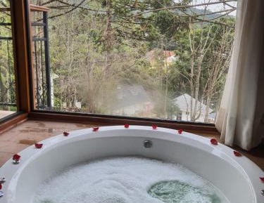 Deluxe Double Room with Bath