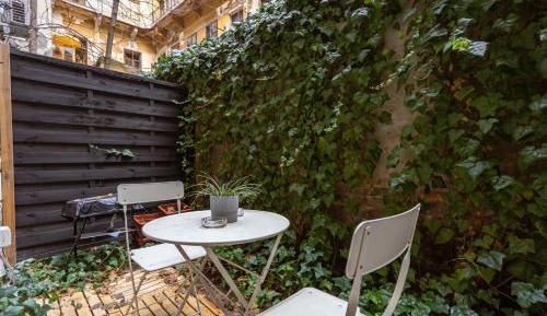 Apartment with Terrace