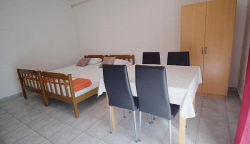 One-Bedroom Apartment - Ground Floor