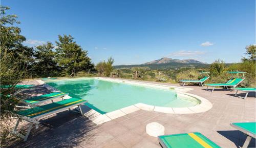 Twelve-Bedroom Holiday Home