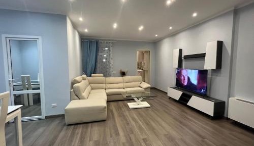 One-Bedroom House with Garden