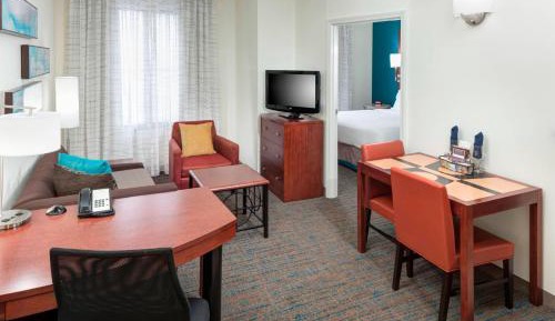 One-Bedroom King Suite