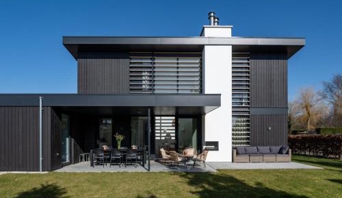 Three-Bedroom Holiday Home 