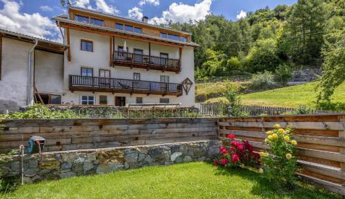 Three-Bedroom Superior Apartment