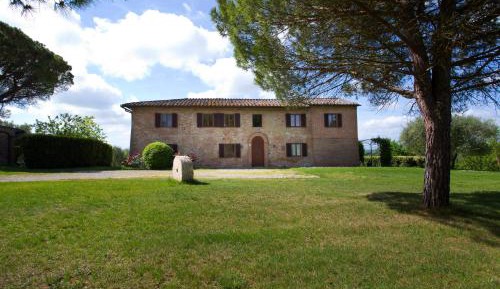 Villa with Garden View