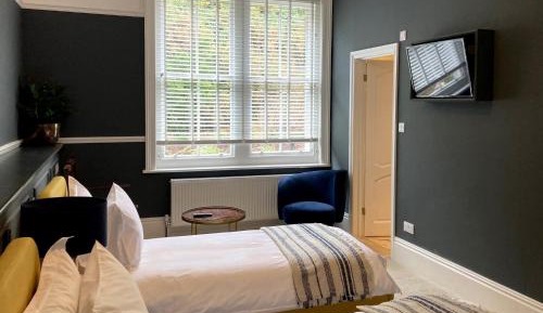 Triple Room with Garden View