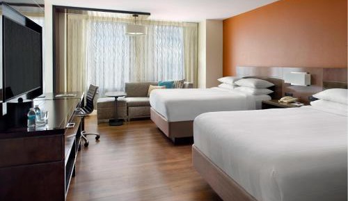 Guest Double Room with Two Double Beds - Concierge Level
