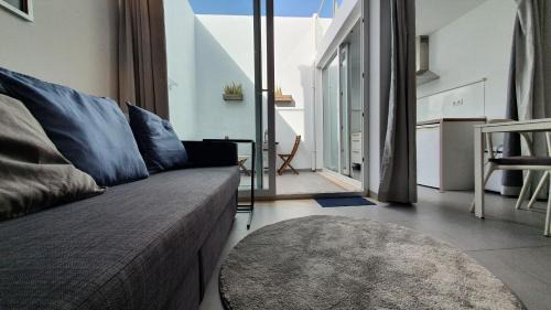 King Studio with Sofa Bed