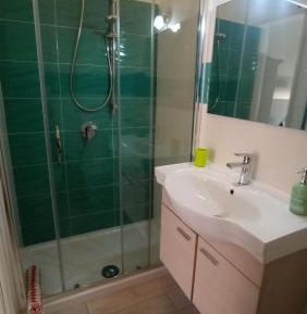 Double or Twin Room with Private Bathroom