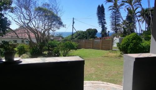 Three-Bedroom Vacation Home 