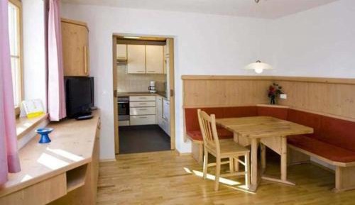 One-Bedroom Apartment with Terrace