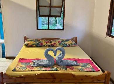 Deluxe Room (2 Adults + 1 Child)