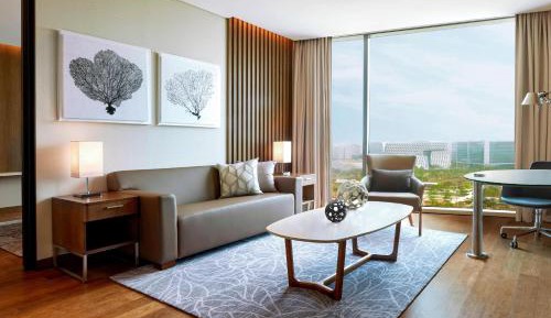 Courtyard Suite, 1 Bedroom Suite, 1 King, Botanic Park view