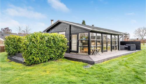 Three-Bedroom Vacation Home 