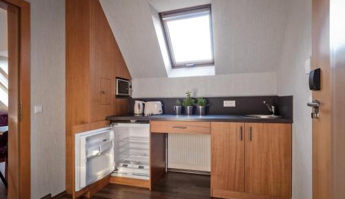 One-Bedroom Apartment - Home Office