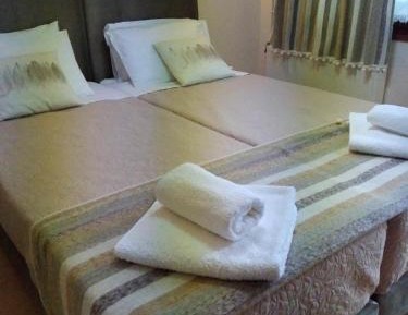 Studio (2 Adults) with Garden View