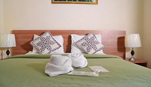 Deluxe Double or Twin Room