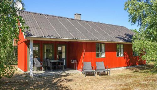 Three-Bedroom Holiday Home 