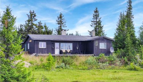 Three-Bedroom Vacation Home 