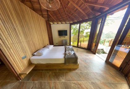 Villa with Garden View