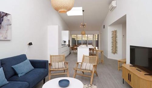 Three-Bedroom Holiday Home 