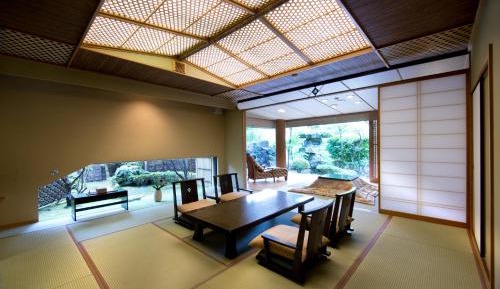 East Wing - Japanese-Style Room with Open-Air Bath - First Floor