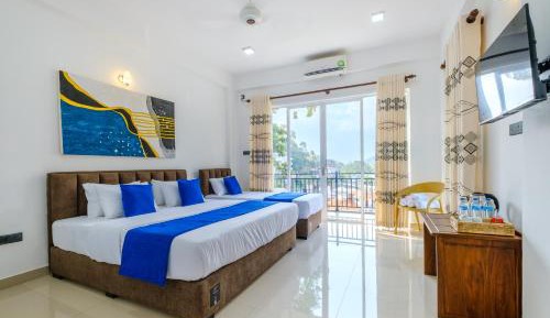 Triple Room with Mountain View